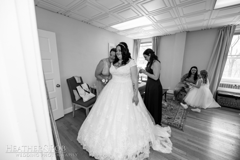 Beth-and-Ben-Wedding-Overhills-Mansion-Sneak-Peek-131