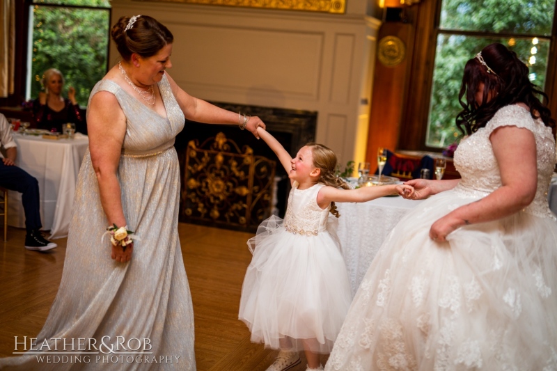 Beth-and-Ben-Wedding-Overhills-Mansion-Sneak-Peek-184