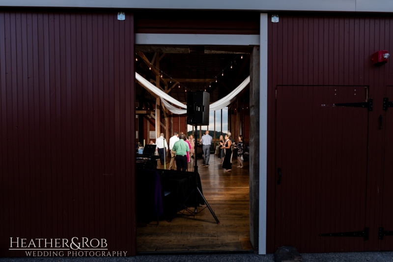 Bethany-Steven-Wedding-Dulanys-Overlook-154