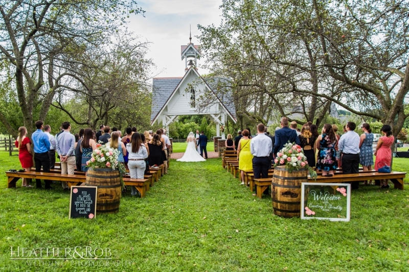 Courtney-Tim-Wedding-Ironstone-Ranch-Elizabethtown-PA-122