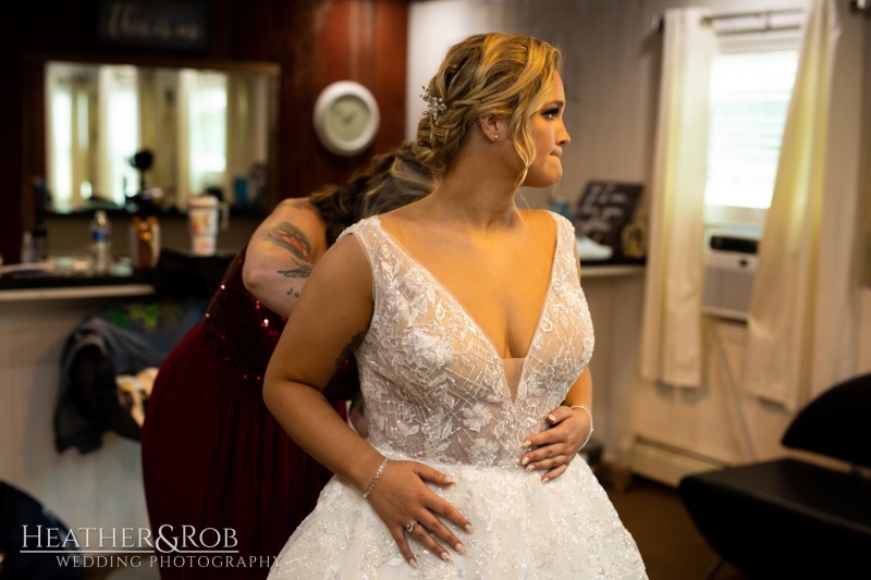 Emily-Johnathon-Wedding-Memory-Barn-Etters-Pennsylvania-107