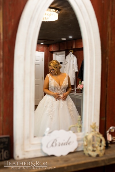 Emily-Johnathon-Wedding-Memory-Barn-Etters-Pennsylvania-109