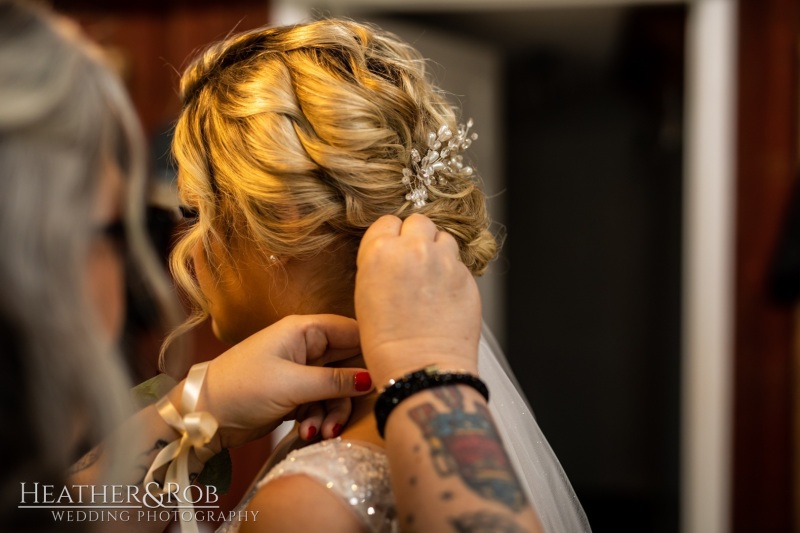 Emily-Johnathon-Wedding-Memory-Barn-Etters-Pennsylvania-110