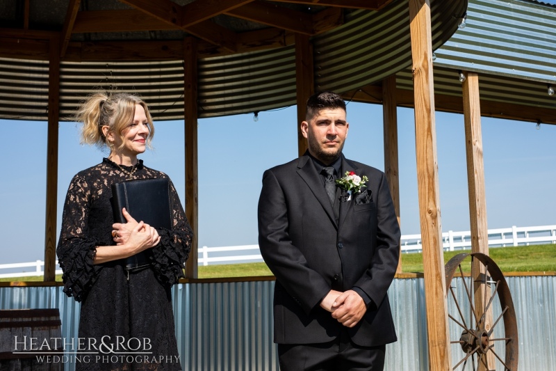 Emily-Johnathon-Wedding-Memory-Barn-Etters-Pennsylvania-134