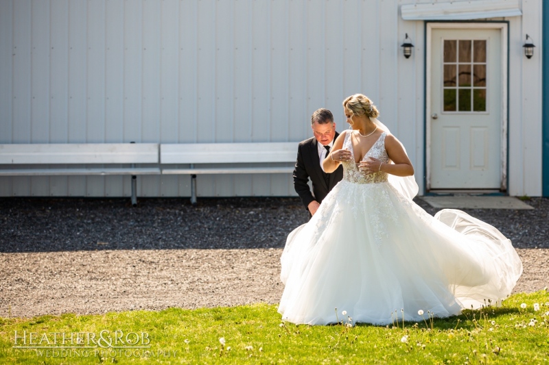 Emily-Johnathon-Wedding-Memory-Barn-Etters-Pennsylvania-135