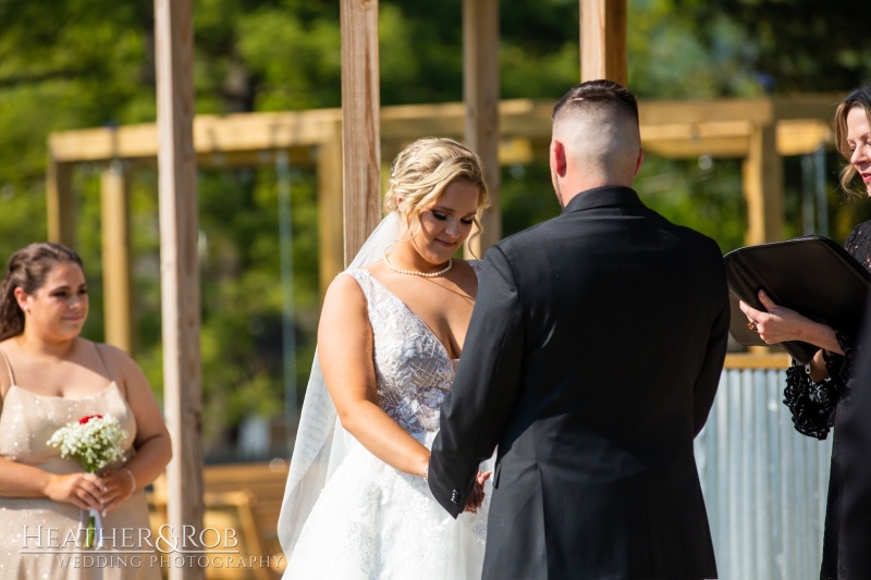 Emily-Johnathon-Wedding-Memory-Barn-Etters-Pennsylvania-141