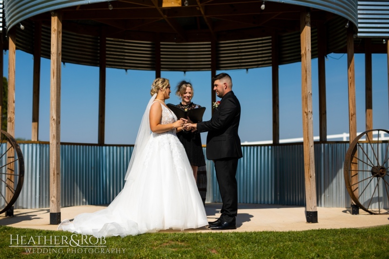 Emily-Johnathon-Wedding-Memory-Barn-Etters-Pennsylvania-142