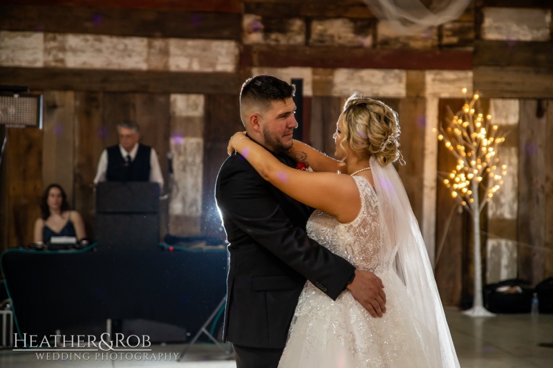 Emily-Johnathon-Wedding-Memory-Barn-Etters-Pennsylvania-155