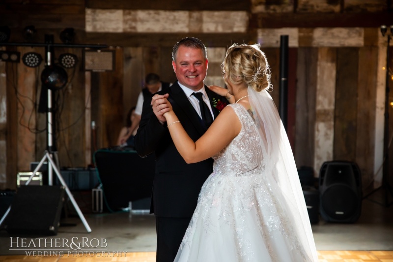 Emily-Johnathon-Wedding-Memory-Barn-Etters-Pennsylvania-166