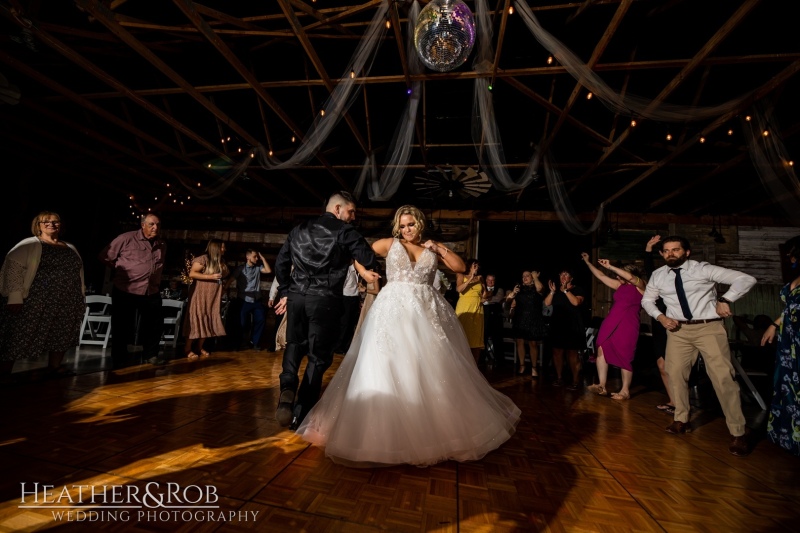 Emily-Johnathon-Wedding-Memory-Barn-Etters-Pennsylvania-195