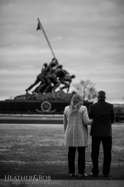 Frederica & Jorge's sunrise engagement session on the National Mall