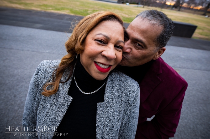 Frederica & Jorge's sunrise engagement session on the National Mall