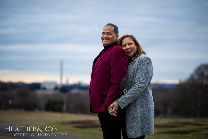 Frederica & Jorge's sunrise engagement session on the National Mall