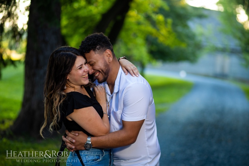 Engagemnt Photos at the Howard County Conservancy by Heather & Rob Wedding Photography