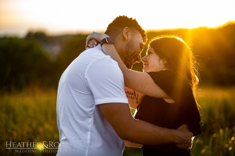 Engagemnt Photos at the Howard County Conservancy by Heather & Rob Wedding Photography