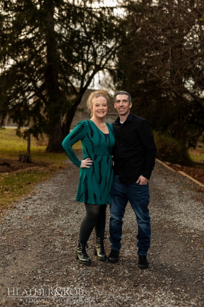 Engagemnt Photos at the Howard County Conservancy by Heather & Rob Wedding Photography