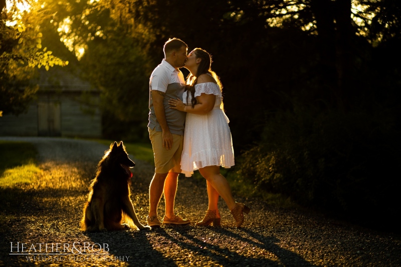 Engagemnt Photos at the Howard County Conservancy by Heather & Rob Wedding Photography