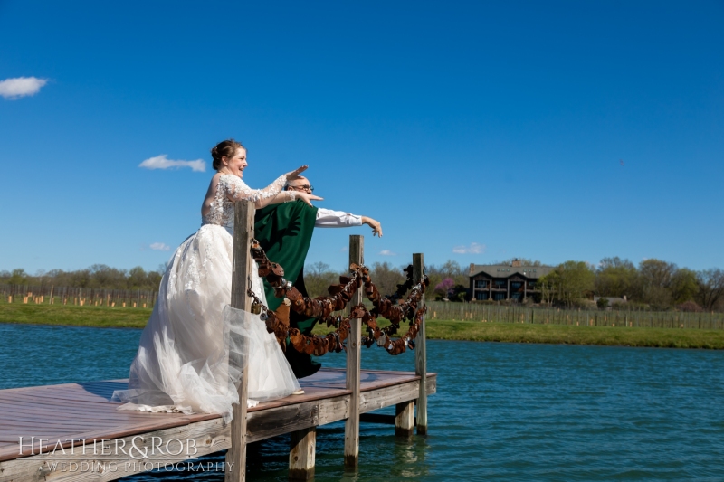 Jess-Derek-Wedding-Old-House-Vineyard-130