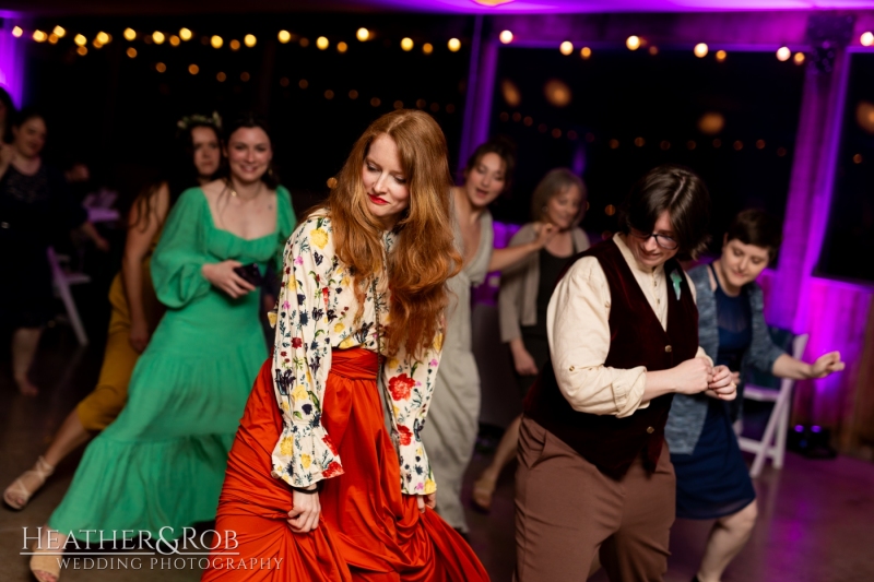 Jess-Derek-Wedding-Old-House-Vineyard-188