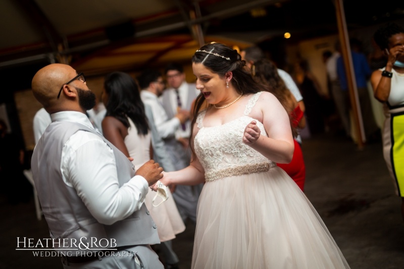 Jessica-Corey-Wedding-Sneak-Peek-Tidewater-Inn-Easton-204