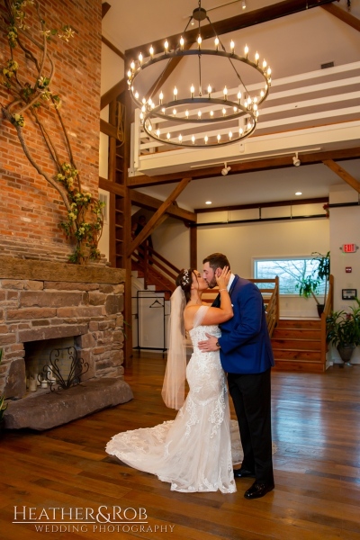 Kelsei-Kurk-Tannery-Barn-Wedding-125