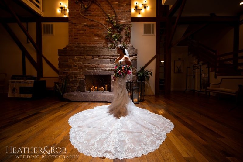 Kelsei-Kurk-Tannery-Barn-Wedding-137