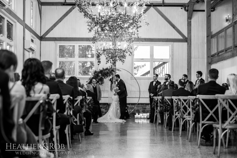 Kelsei-Kurk-Tannery-Barn-Wedding-143