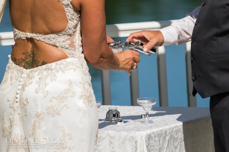 Kim-Mike-Lodges-at-Gettysburg-Wedding-124