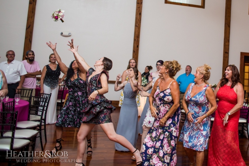 Kim-Mike-Lodges-at-Gettysburg-Wedding-156