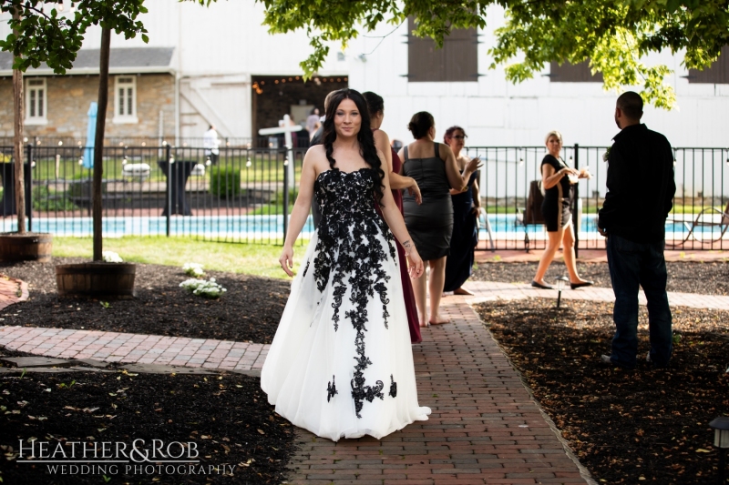 Lacy-Chris-Wedding-Chestnut-Hill-Villa-Manheim-Pennsylvainia-160