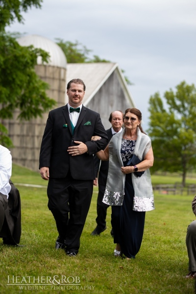 Laura-Nick-Wedding-Sneak-Peek-Crown-Rose-Estate-Knoxville-Maryland-126