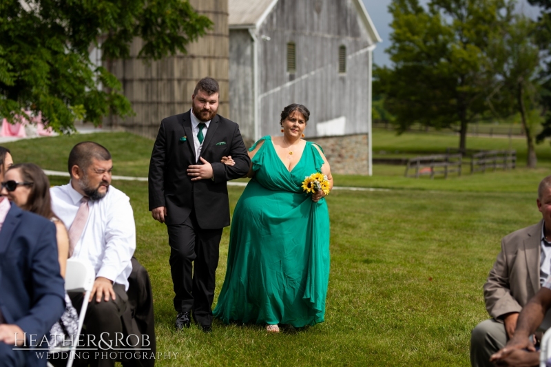 Laura-Nick-Wedding-Sneak-Peek-Crown-Rose-Estate-Knoxville-Maryland-130