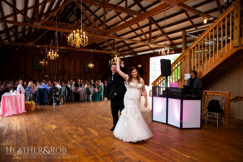 Laura-Nick-Wedding-Sneak-Peek-Crown-Rose-Estate-Knoxville-Maryland-152