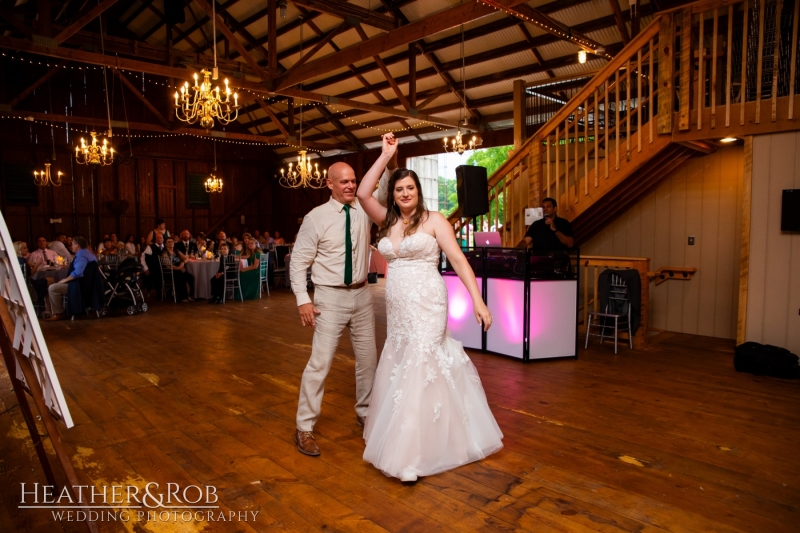 Laura-Nick-Wedding-Sneak-Peek-Crown-Rose-Estate-Knoxville-Maryland-172