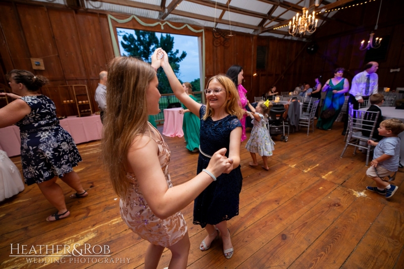 Laura-Nick-Wedding-Sneak-Peek-Crown-Rose-Estate-Knoxville-Maryland-191