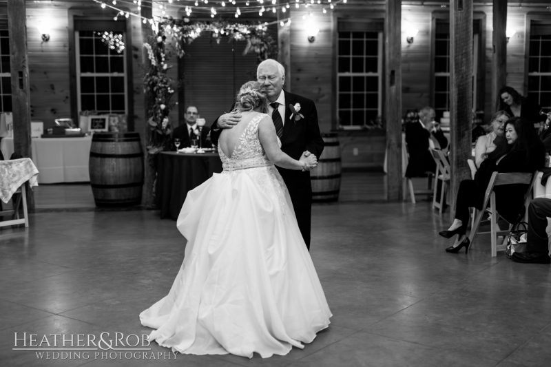 Laura-Scott-Wedding-Linganore-Wine-Cellars-161