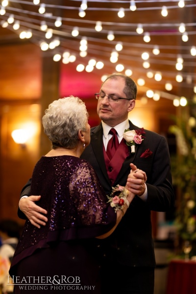 Laura-Scott-Wedding-Linganore-Wine-Cellars-163