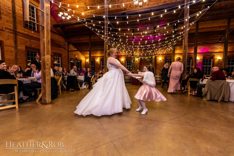 Laura-Scott-Wedding-Linganore-Wine-Cellars-164