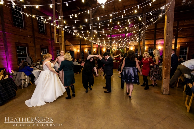 Laura-Scott-Wedding-Linganore-Wine-Cellars-181