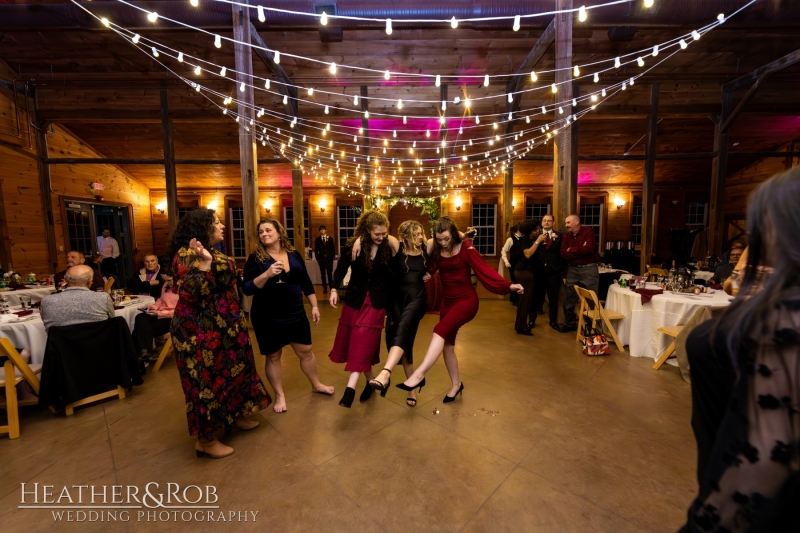 Laura-Scott-Wedding-Linganore-Wine-Cellars-182