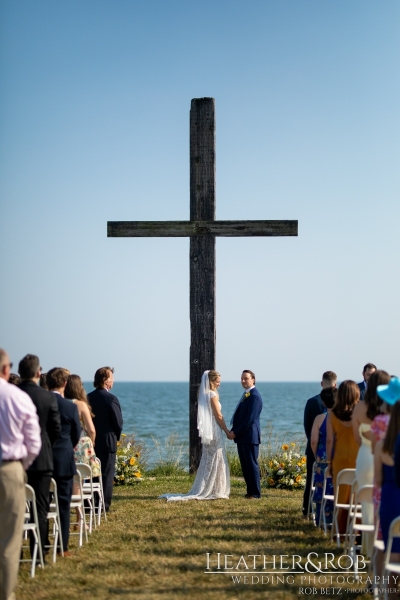 Lealah-Jackson-Wedding-Black-Walnut-Point-Inn-148