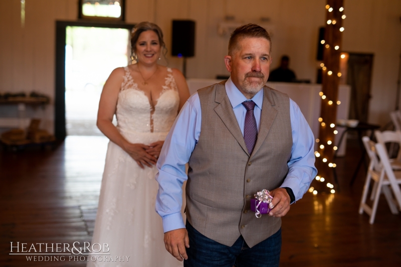 Liz-Don-Wedding-Sneak-Peek-Cedar-Ridge-Farms-York-PA-112