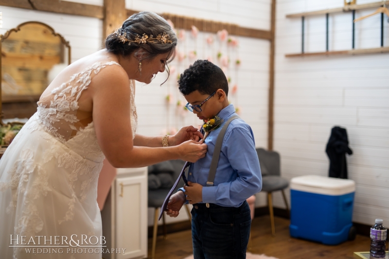 Liz-Don-Wedding-Sneak-Peek-Cedar-Ridge-Farms-York-PA-119