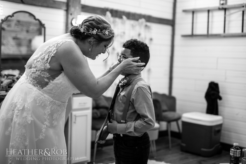 Liz-Don-Wedding-Sneak-Peek-Cedar-Ridge-Farms-York-PA-120