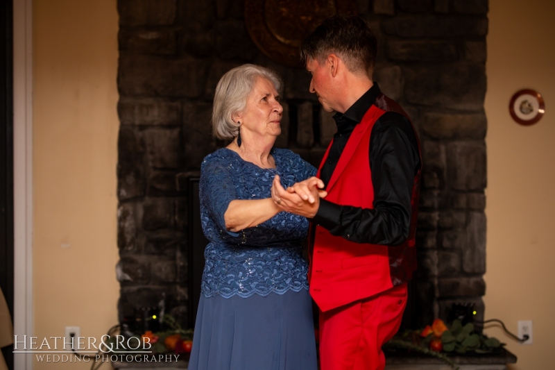 Lynn-Michael-Wedding-Sneak-Peek-Bavarian-Inn-Shepherdstown-West-Virginia-155