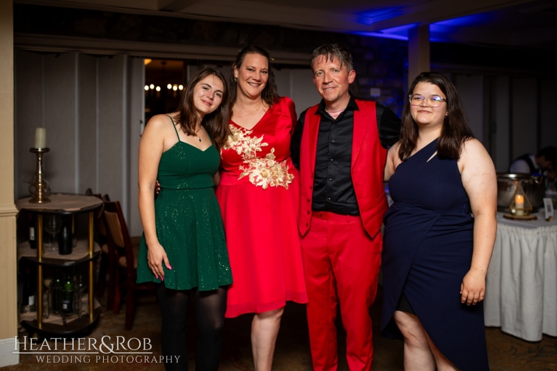 Lynn-Michael-Wedding-Sneak-Peek-Bavarian-Inn-Shepherdstown-West-Virginia-170