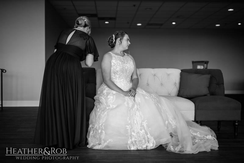 Shannon-Chris-Hunt-Valley-Country-Club-Wedding-122