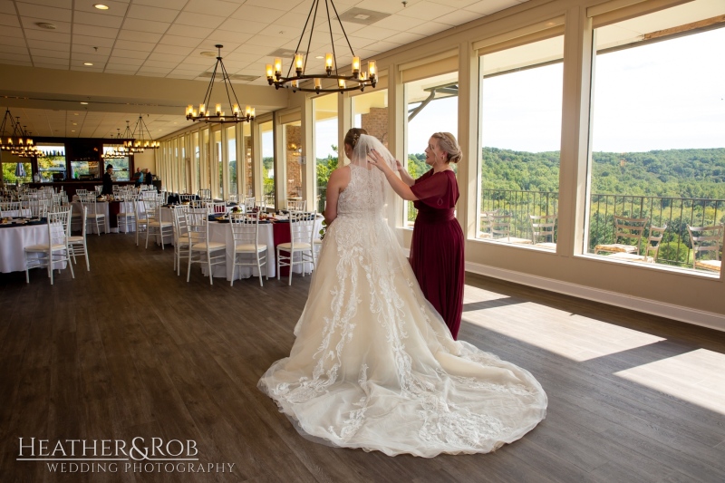 Shannon-Chris-Hunt-Valley-Country-Club-Wedding-125