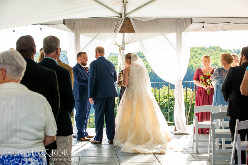 Shannon-Chris-Hunt-Valley-Country-Club-Wedding-138
