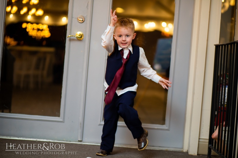 Shannon-Chris-Hunt-Valley-Country-Club-Wedding-172